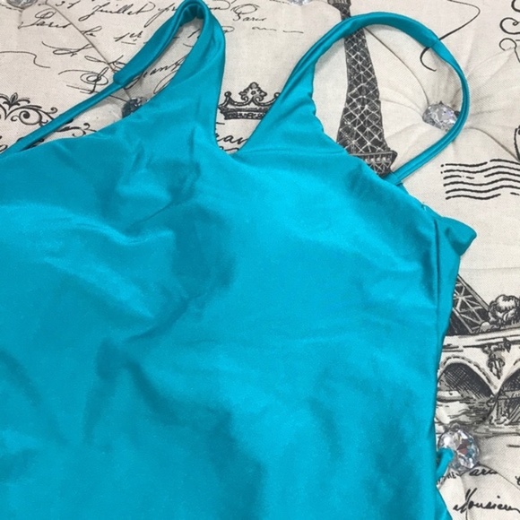 NWOT BECCA One-Piece Swimsuit - Picture 4 of 6